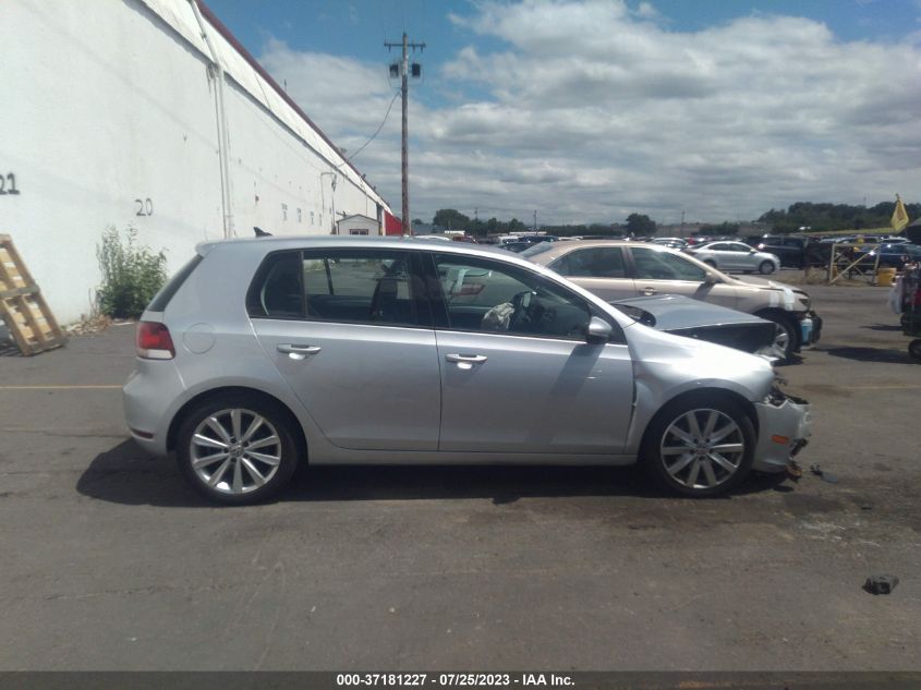 2013 VOLKSWAGEN GOLF TDI W/SUNROOF & NAV - WVWNM7AJ7DW056515