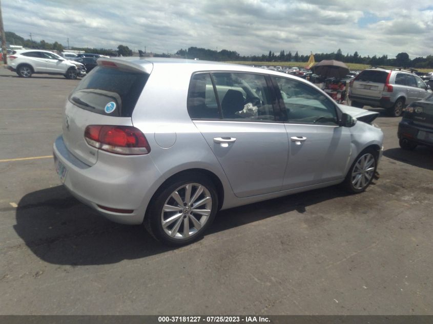 2013 VOLKSWAGEN GOLF TDI W/SUNROOF & NAV - WVWNM7AJ7DW056515