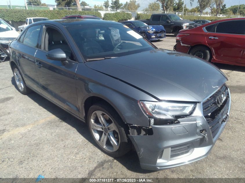 2017 AUDI A3 SEDAN PREMIUM - WAUAUGFF3H1025717