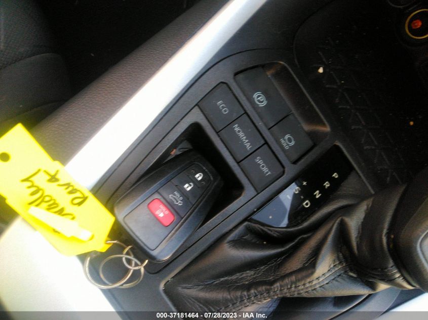 2021 TOYOTA RAV4 XLE - 2T3W1RFV1MC145386