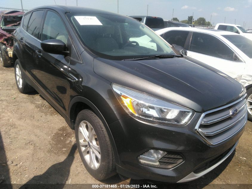 2017 FORD ESCAPE SE - 1FMCU0GD8HUC60012