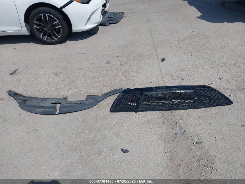 2016 TOYOTA CAMRY XLE/SE/LE/XSE - 4T1BF1FKXGU608015