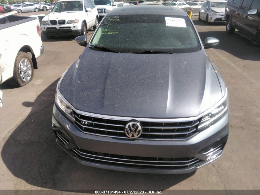 2019 VOLKSWAGEN PASSAT 2.0T SE R-LINE - 1VWMA7A36KC005167