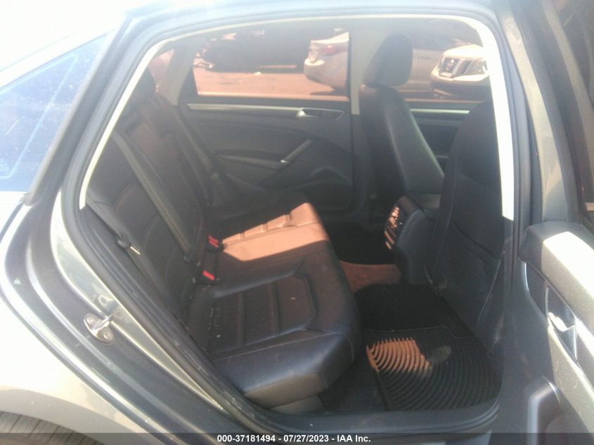 2019 VOLKSWAGEN PASSAT 2.0T SE R-LINE - 1VWMA7A36KC005167