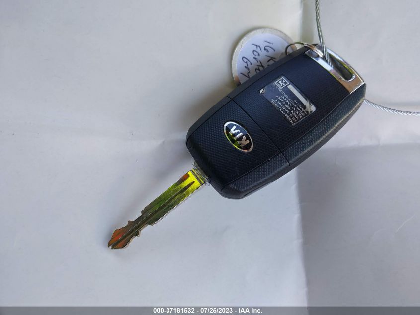 2016 KIA FORTE LX - KNAFK4A68G5565007