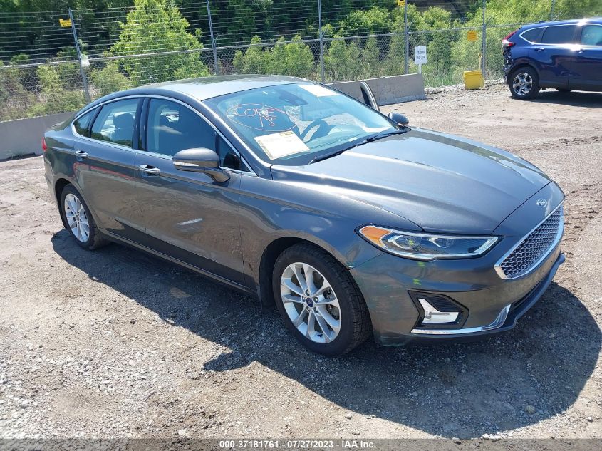 2019 FORD FUSION ENERGI TITANIUM - 3FA6P0SU4KR113187