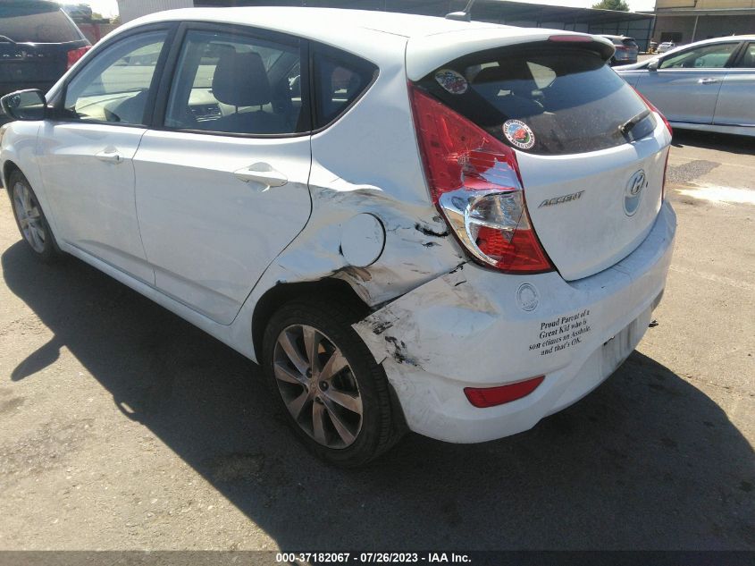 2014 HYUNDAI ACCENT SE - KMHCU5AE7EU163636