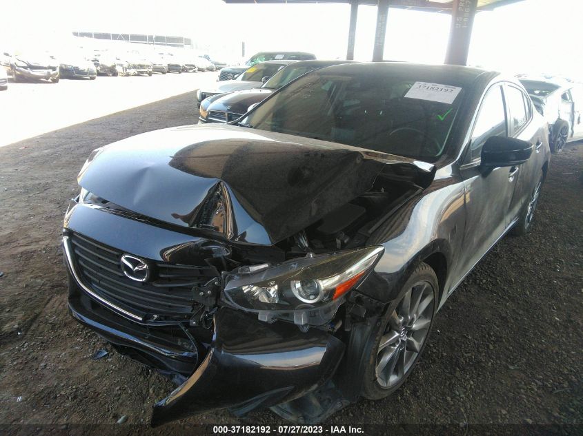 2018 MAZDA MAZDA3 4-DOOR TOURING - 3MZBN1V38JM181945