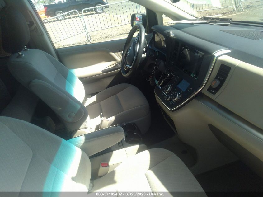 2016 TOYOTA SIENNA LE - 5TDKK3DC6GS700881