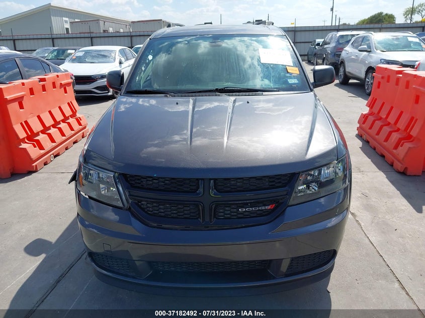VIN 3C4PDCAB1JT496886 2018 DODGE JOURNEY SE