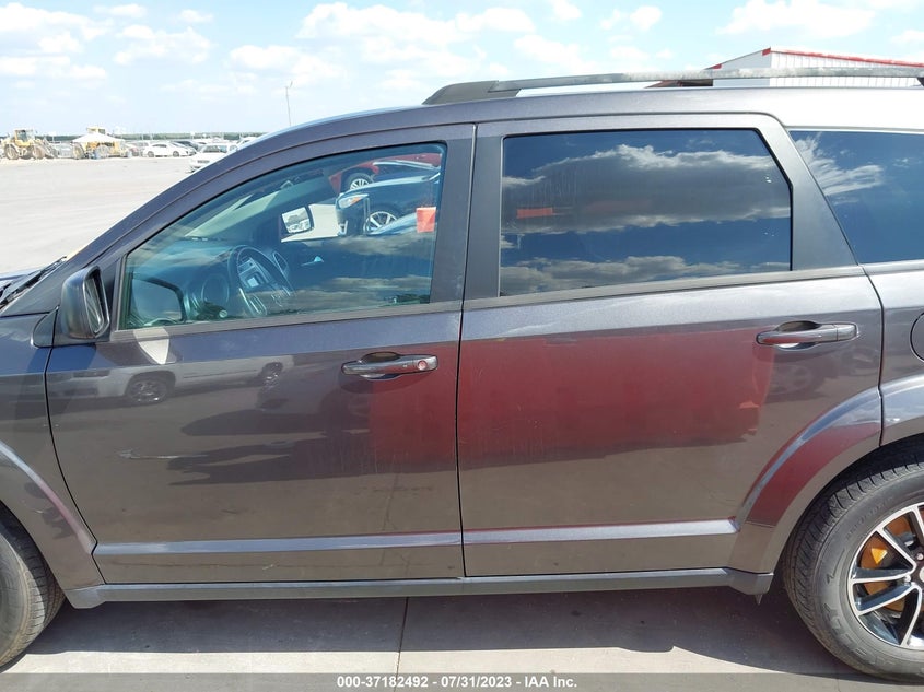 VIN 3C4PDCAB1JT496886 2018 DODGE JOURNEY SE