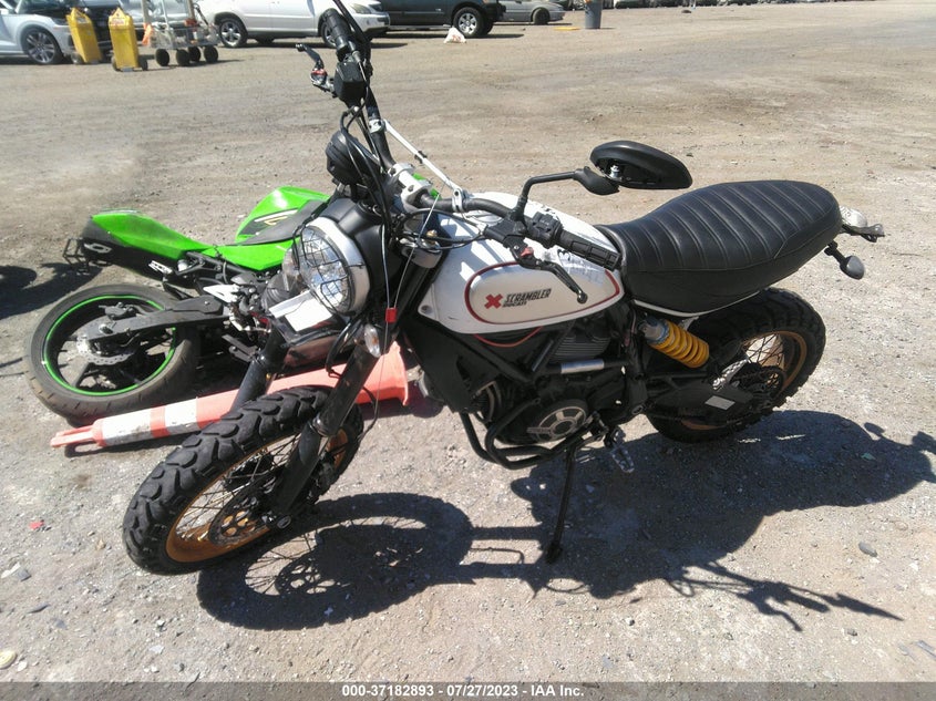 VIN ZDMKAFBM5HB001111 2017 DUCATI SCRAMBLER DESERT SLED