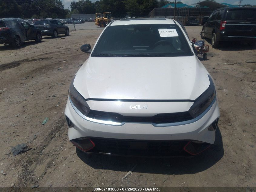 3KPF54AD5PE639156 Kia Forte GT-LINE 11