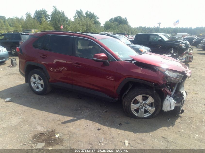 2019 TOYOTA RAV4 XLE - JTMP1RFV0KJ017557