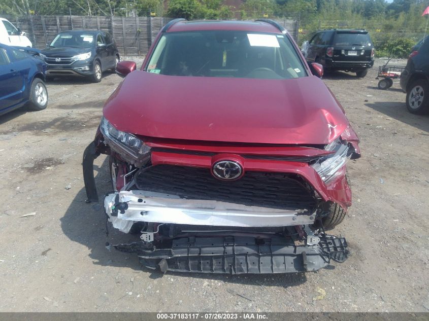 2019 TOYOTA RAV4 XLE - JTMP1RFV0KJ017557