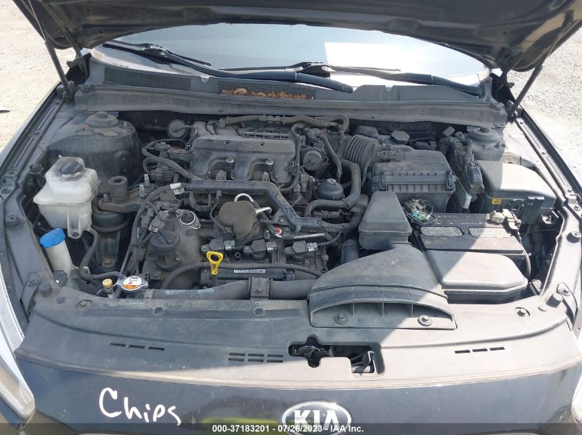 2016 KIA CADENZA PREMIUM KNALN4D7XG5211374
