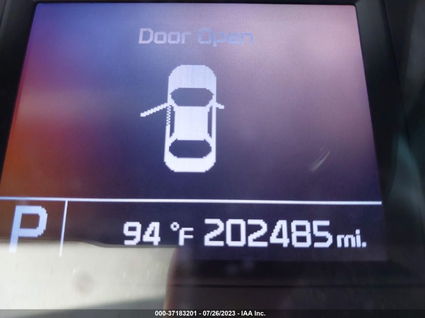 2016 KIA CADENZA PREMIUM KNALN4D7XG5211374