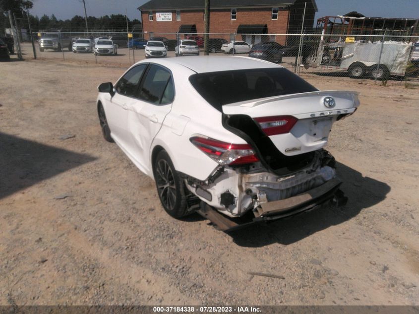 2018 TOYOTA CAMRY LE/SE/XLE/L - 4T1B11HK7JU051759