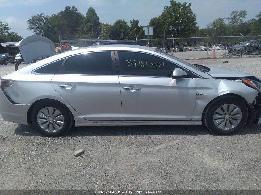2016 HYUNDAI SONATA HYBRID SE - KMHE24L11GA016512