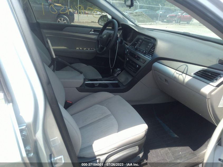 2016 HYUNDAI SONATA HYBRID SE - KMHE24L11GA016512