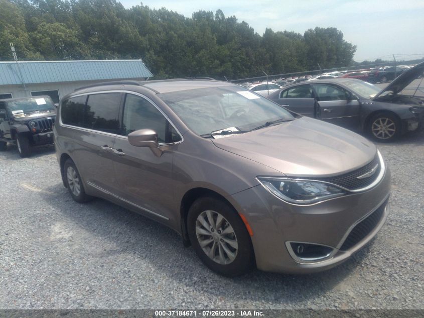 VIN 2C4RC1BG4HR535932 2017 CHRYSLER PACIFICA TOURING-L
