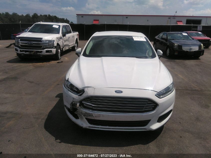 2016 FORD FUSION S - 3FA6P0G77GR159252