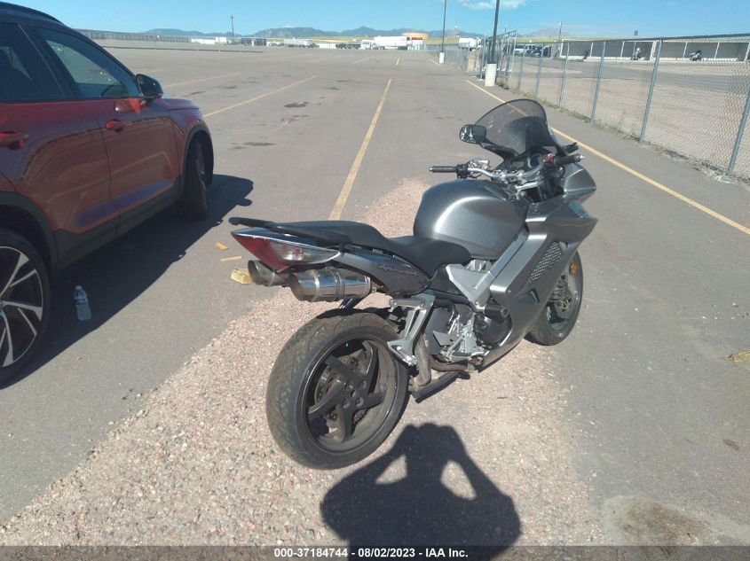 2008 HONDA VFR800 JH2RC46088M000319