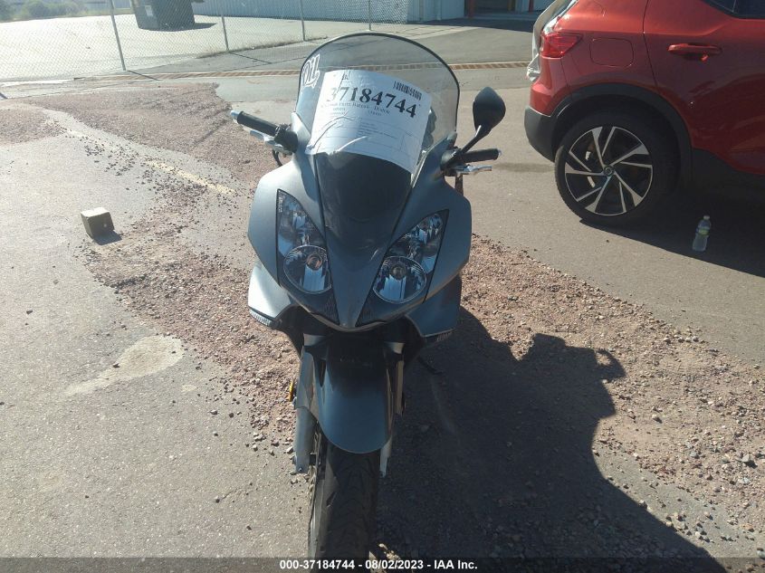 2008 HONDA VFR800 JH2RC46088M000319