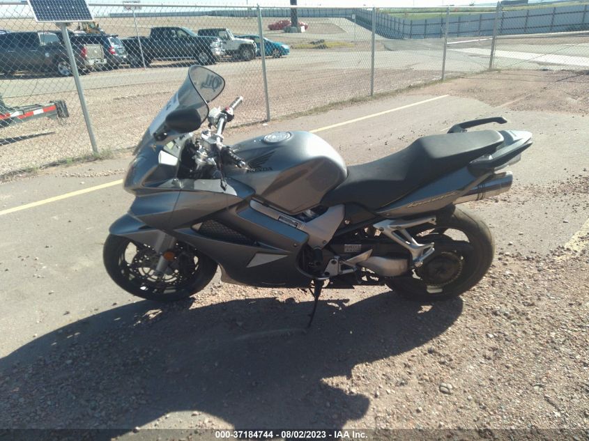 2008 HONDA VFR800 JH2RC46088M000319