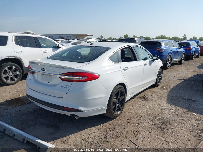 VIN 3FA6P0LU2JR226228 2018 FORD FUSION HYBRID SE