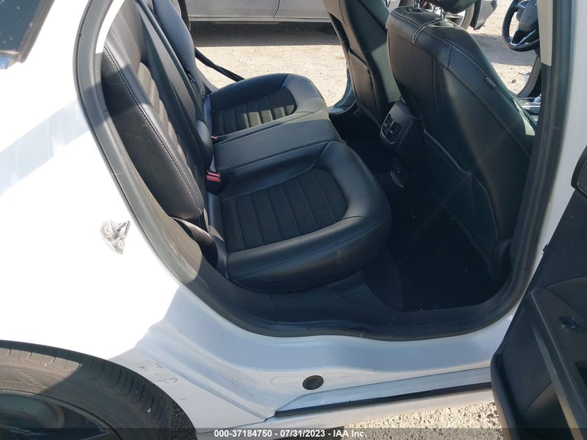 VIN 3FA6P0LU2JR226228 2018 FORD FUSION HYBRID SE