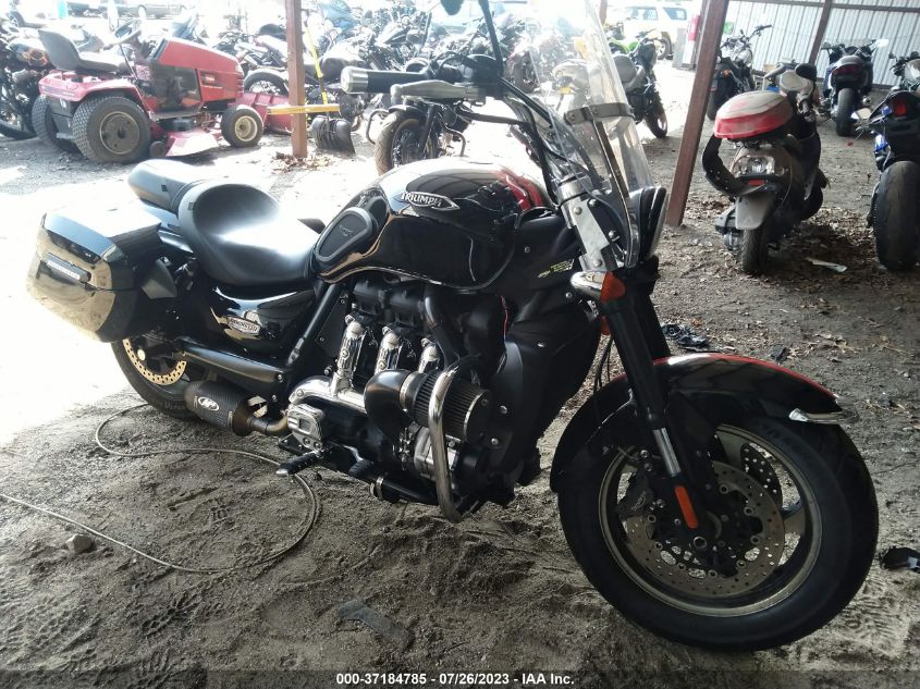 2014 TRIUMPH MOTORCYCLE ROCKET III ROADSTER - SMTC02L47EJ626218