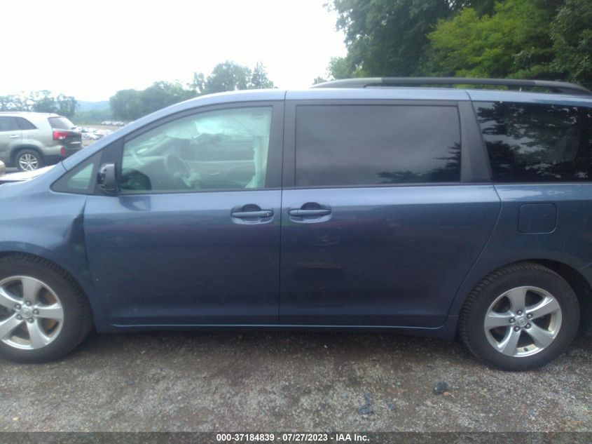 2015 TOYOTA SIENNA LE - 5TDKK3DC0FS633886