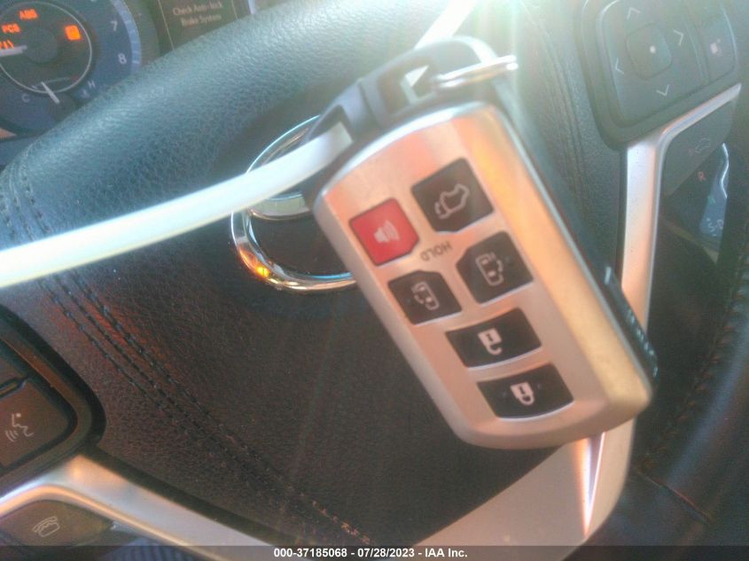 2015 TOYOTA SIENNA XLE/LIMITED - 5TDYK3DC3FS652944
