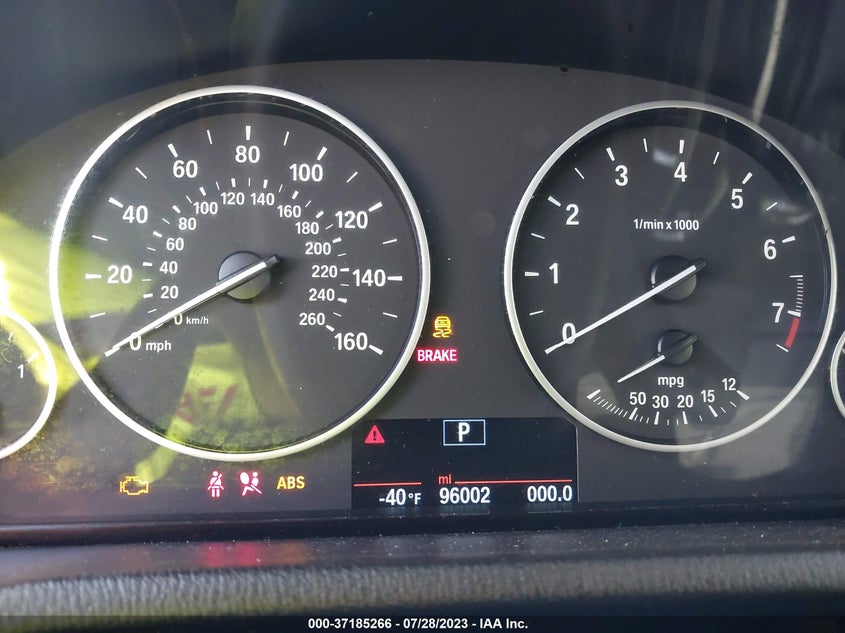 VIN 5UXWZ7C32H0X41002 2017 BMW X3 SDRIVE28I
