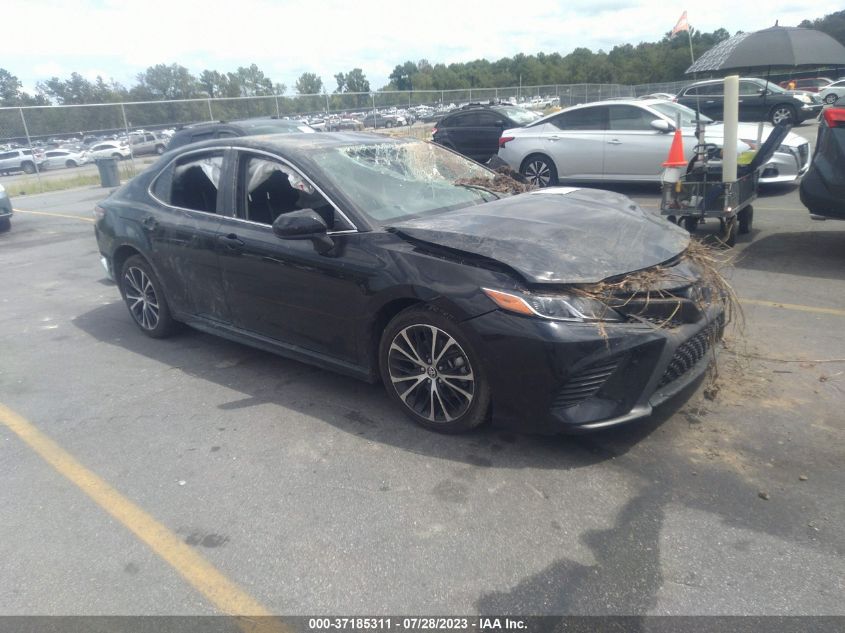 2020 TOYOTA CAMRY SE - 4T1G11AKXLU368468