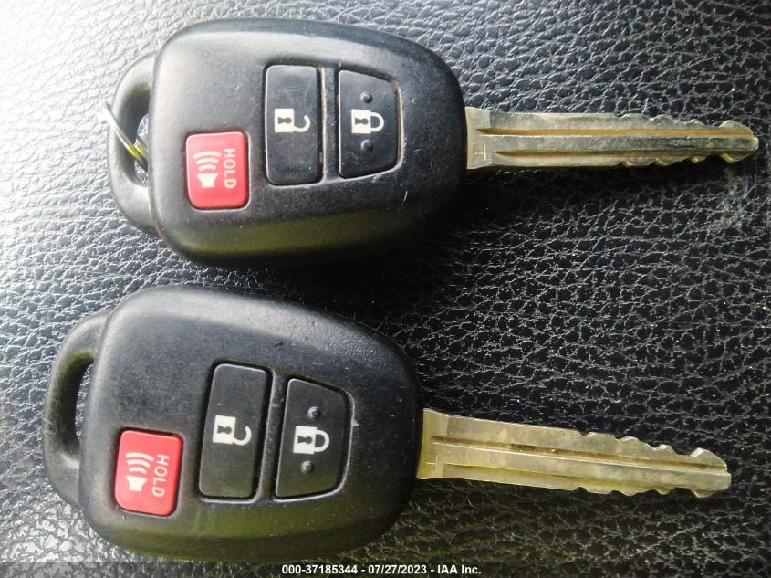2016 TOYOTA RAV4 LE - 2T3BFREVXGW526366