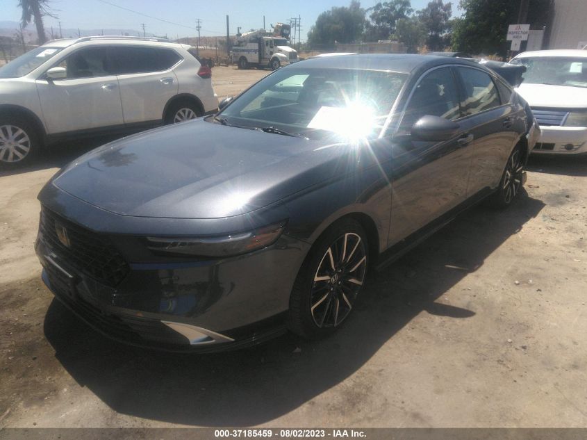 1HGCY2F87PA038801 Honda Accord Hybrid TOURING 2