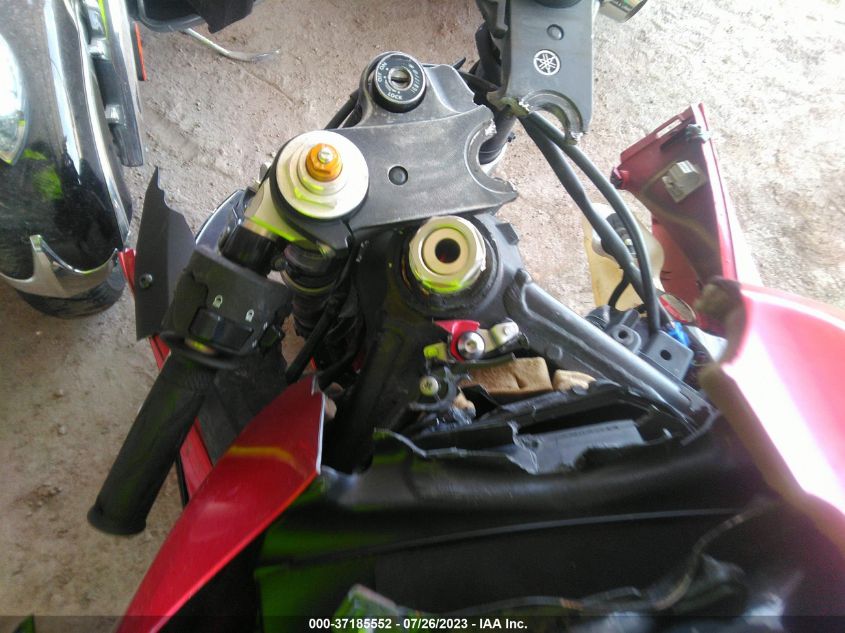 2011 YAMAHA YZFR6 JYARJ16E2BA022071