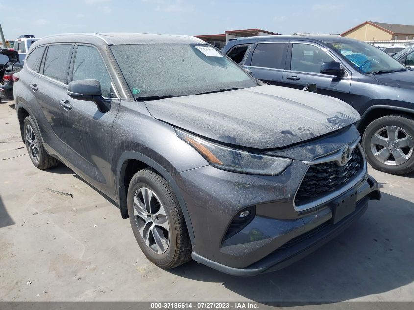 2021 TOYOTA HIGHLANDER XLE - 5TDGZRBH8MS545216