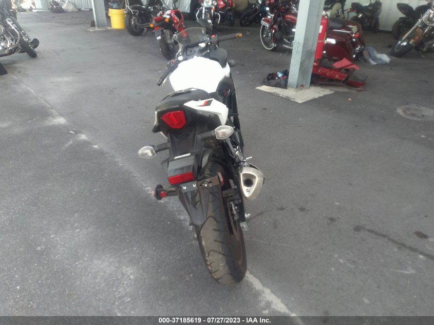 2020 SUZUKI GSX250R M/ZM/ZA LC6DN11A5L1100413