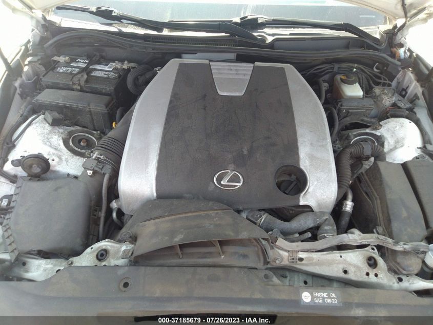 2016 LEXUS IS 300 JTHCM1D29G5009083