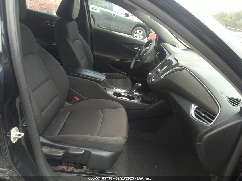 VIN 1G1ZD5ST2LF082680 2020 CHEVROLET MALIBU LT