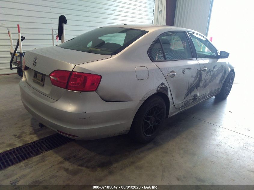 2014 VOLKSWAGEN JETTA SEDAN S - 3VW2K7AJ6EM301117