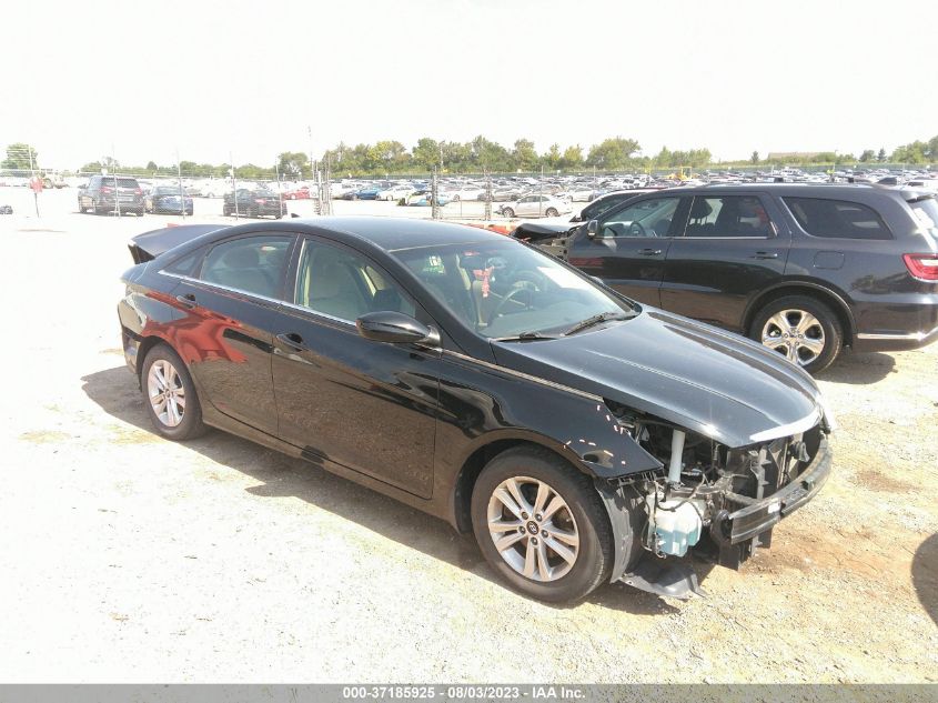 2013 HYUNDAI SONATA GLS - 5NPEB4ACXDH747887