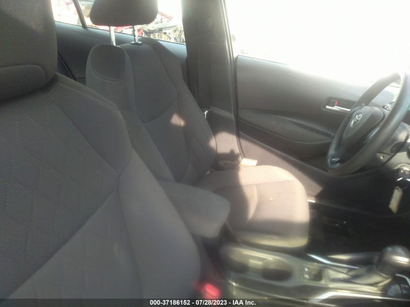 2020 TOYOTA COROLLA LE - JTDEPRAE6LJ037701