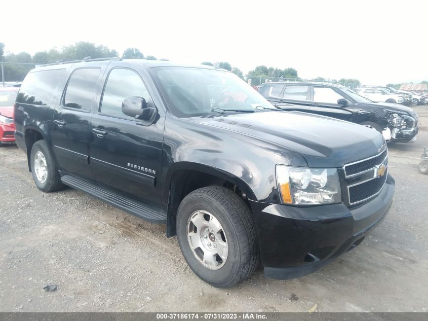 2014 CHEVROLET SUBURBAN LT - 1GNSKJE71ER236021
