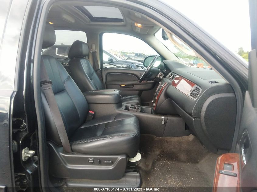 2014 CHEVROLET SUBURBAN LT - 1GNSKJE71ER236021
