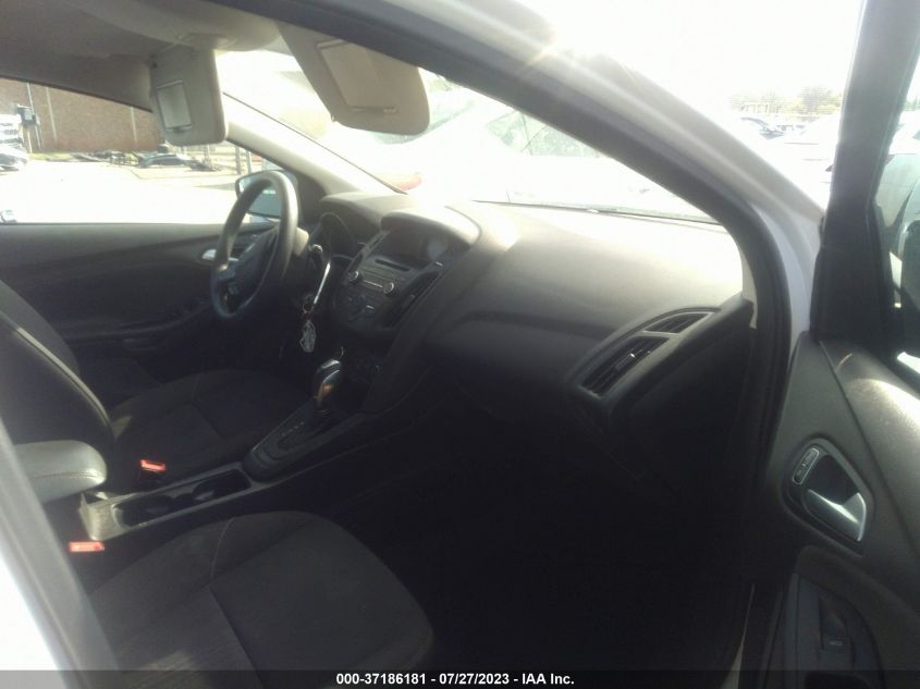 1FADP3K26GL284651 2016 FORD FOCUS, photo no. 5