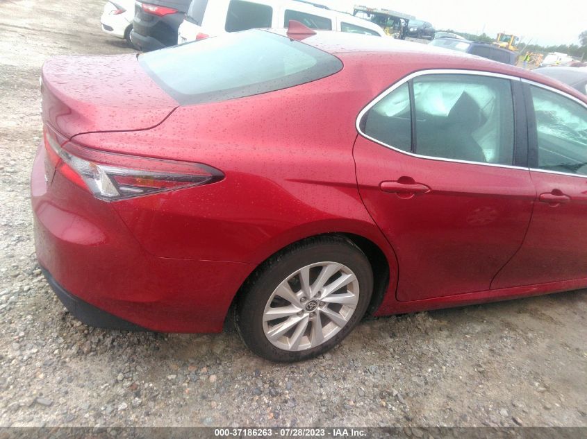 2022 TOYOTA CAMRY LE - 4T1C11AK5NU617910